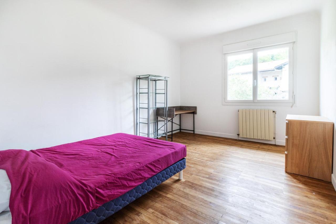 Kiloredy Villa Bidache Bagian luar foto